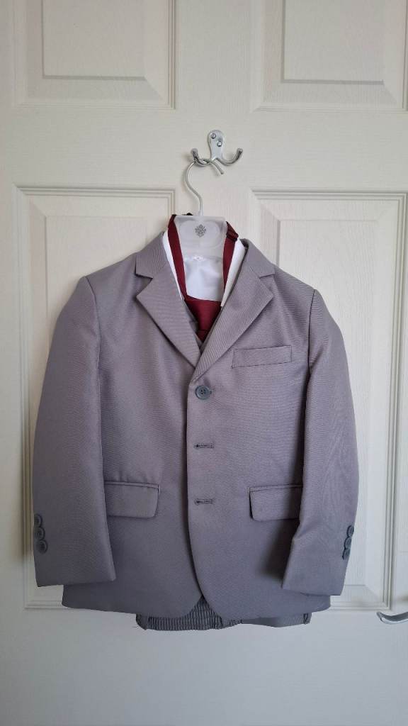 Reduced - Suit for special occasions
