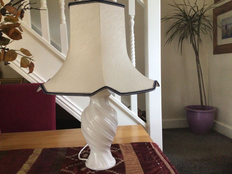 Two large vintage white swirl table lamps and shades