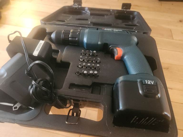 Black & Decker 12V Cordless Drill Set