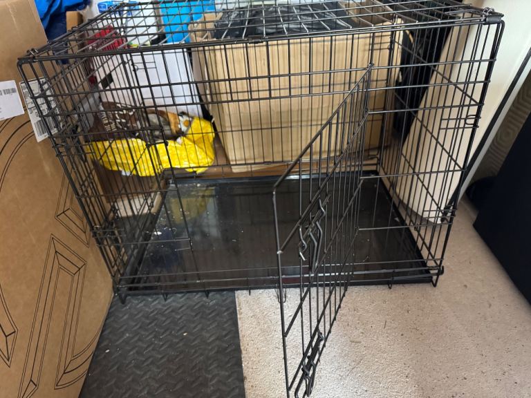 Dog crate