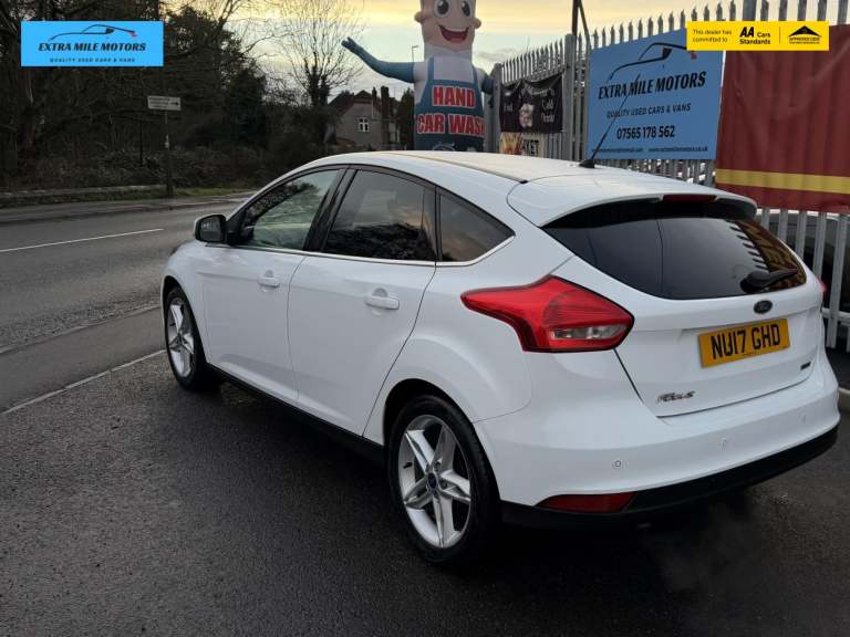 2017 Ford Focus 1.0T EcoBoost Titanium Hatchback 5dr Petrol Manual Euro 6 (s/s) (125 ps) Hatchbac...