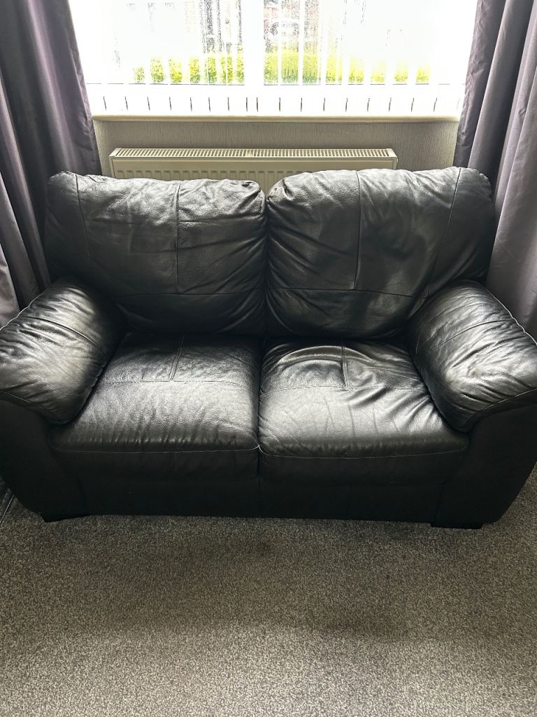 X2 Black Leather Two-Seater Sofa - Fair Condition
