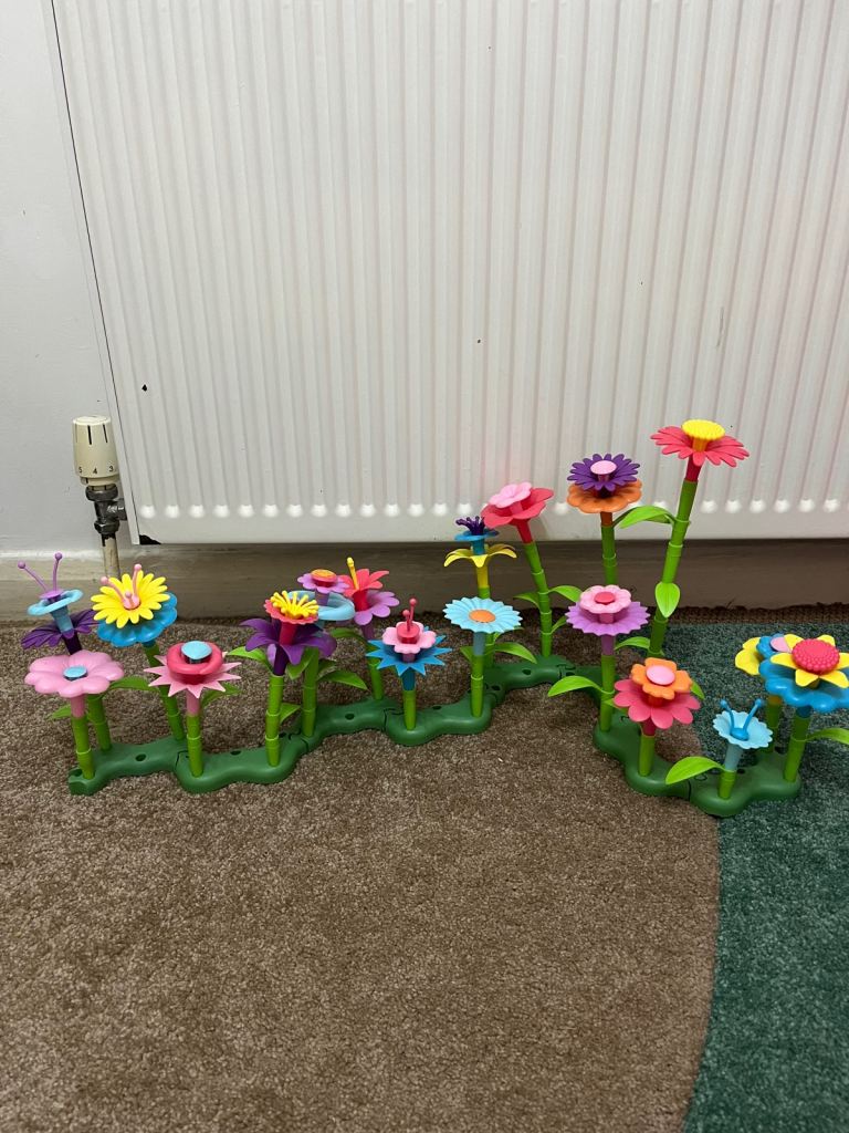 Flower Garden Building Toy, Children 3 -12 years old. 
