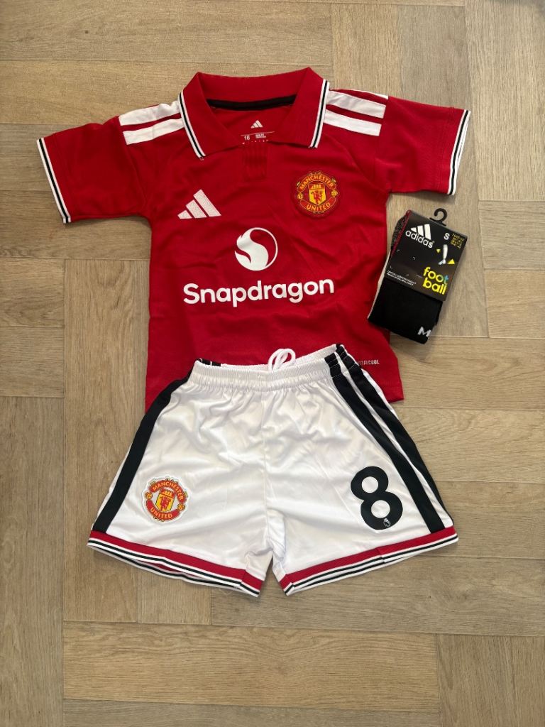 Manchester United 26/27 home kids kits 