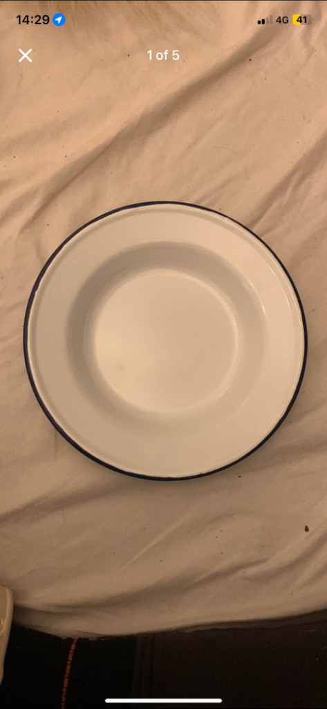 Enamel plates x2 and shallow bowls x2