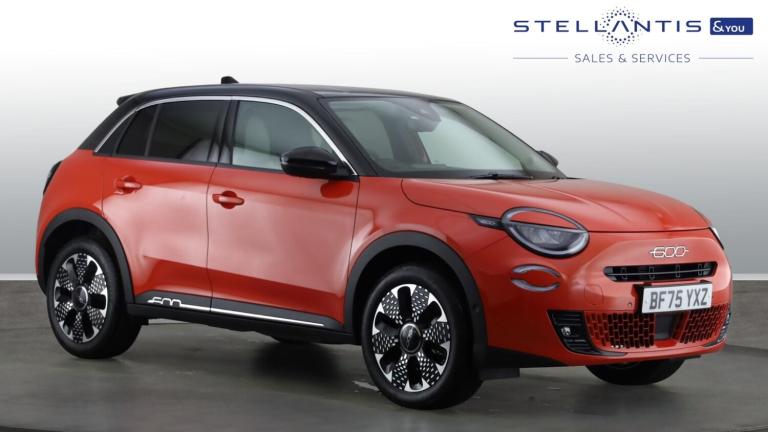 2025 Fiat 600 1.2 MHEV La Prima SUV 5dr Petrol Hybrid e-DCT Euro 6 (s/s) (100 ps) SUV Hybrid Auto...