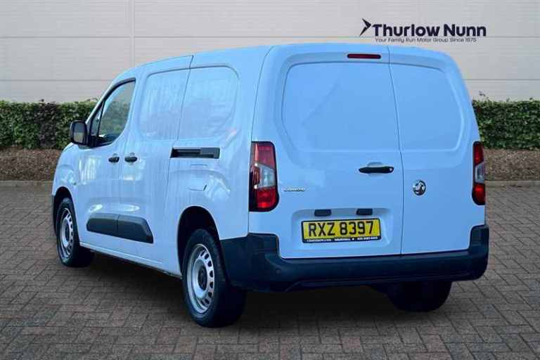 2022 Vauxhall Combo 1.5 Turbo D 2300 Dynamic Panel Van 6dr Diesel Manual L2 H1 Euro 6 (100 ps) Pa...