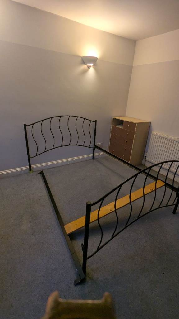 Black Metal Double Bed Frame – Good Condition