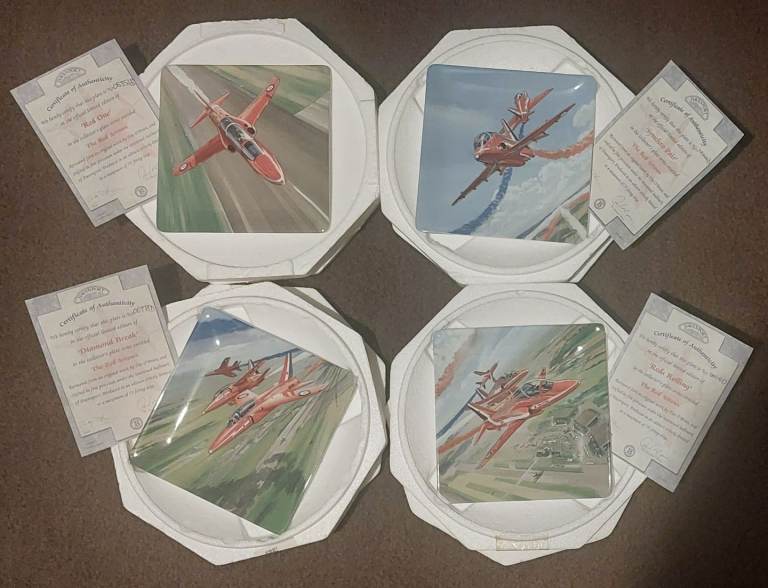 Davenport Pottery, Limited Edition, Red Arrows Collectors Plates