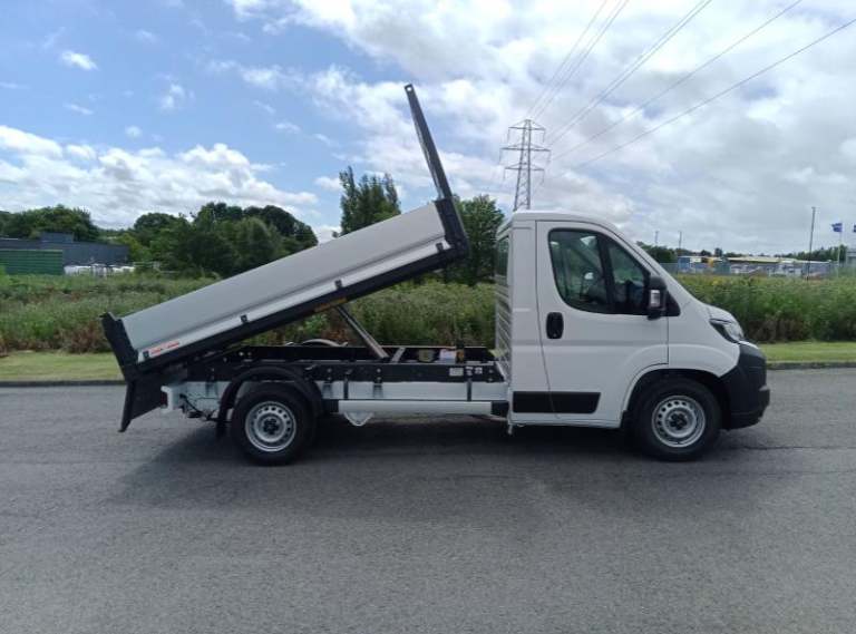 2026 Citroen Relay 2.2 BlueHDi 140 Tipper Enterprise CHASSIS CAB DIESEL Manual