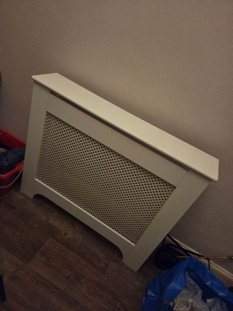 Radiator Cover – Good Condition