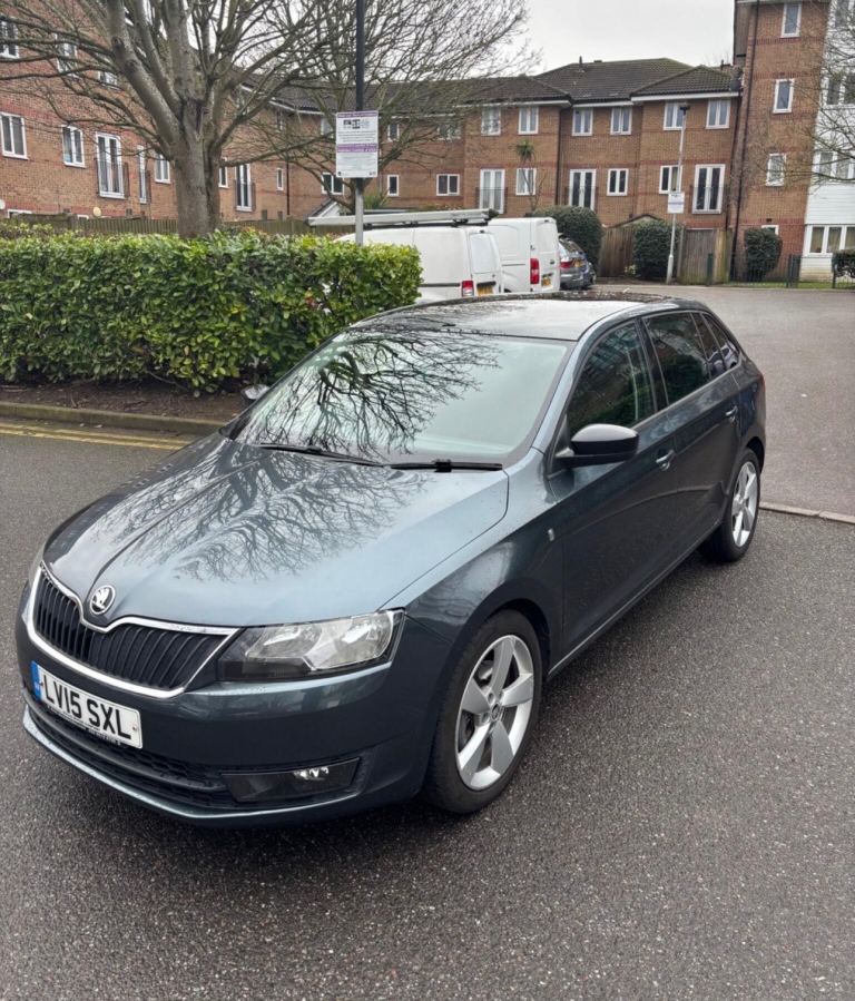 Skoda, RAPID SPACEBACK, Hatchback, 2015, Semi-Auto, 1390 (cc), 5 doors