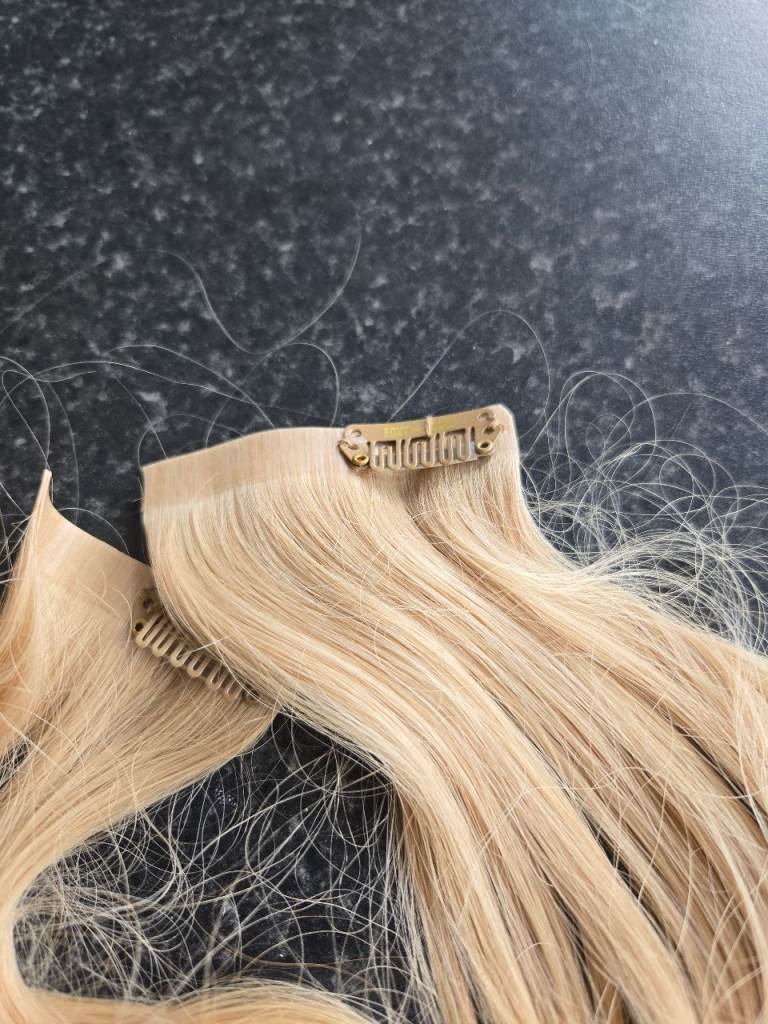 Blonde Clip-In Hair Extensions – Good Condition