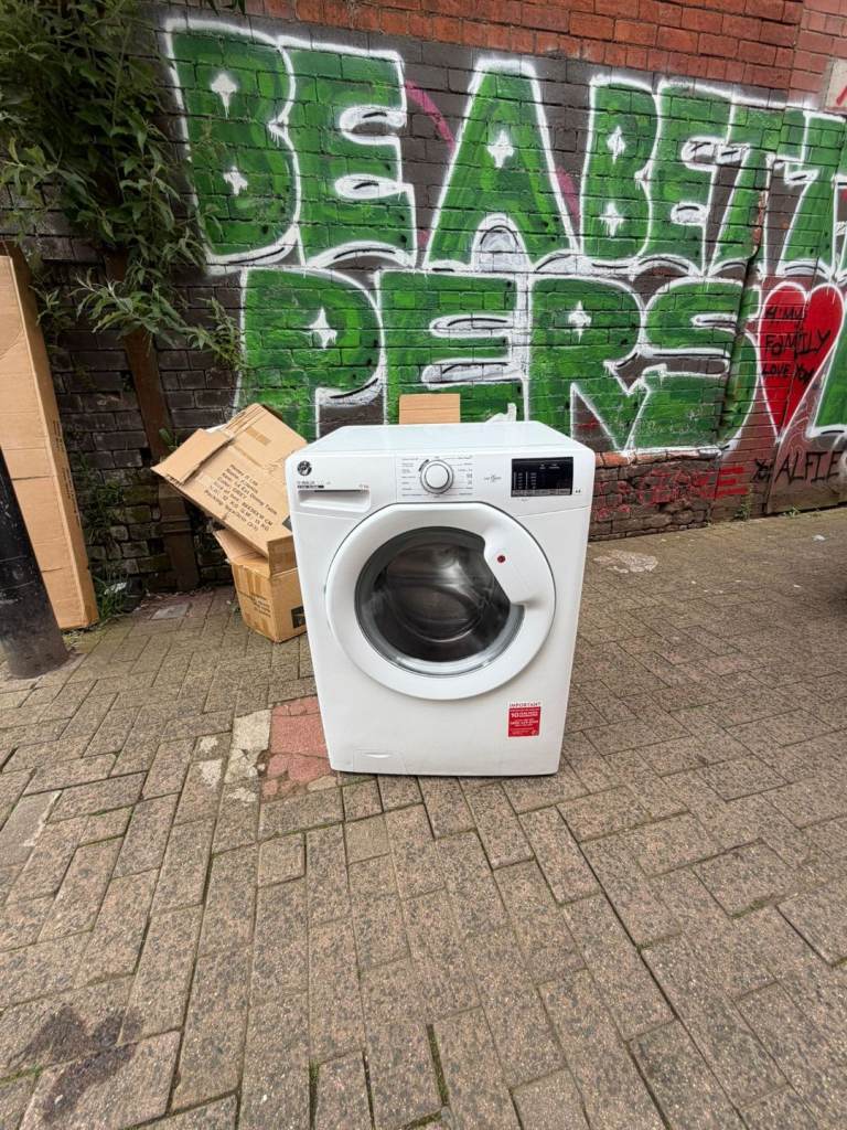 Hoover 10kg washing machine R price £150 Fully reconditioned Fully warranted
