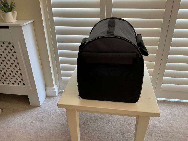 Brand new folding pet carrier 