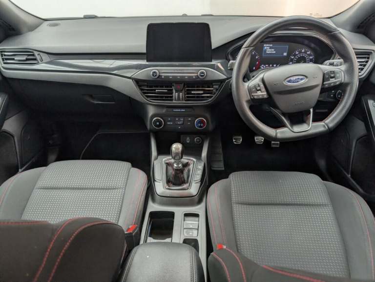  Ford Focus 1.5T EcoBoost ST-Line Hatchback 5dr Petrol Manual Euro 6 (s/s) (150 ps) CRU Petrol Ma...