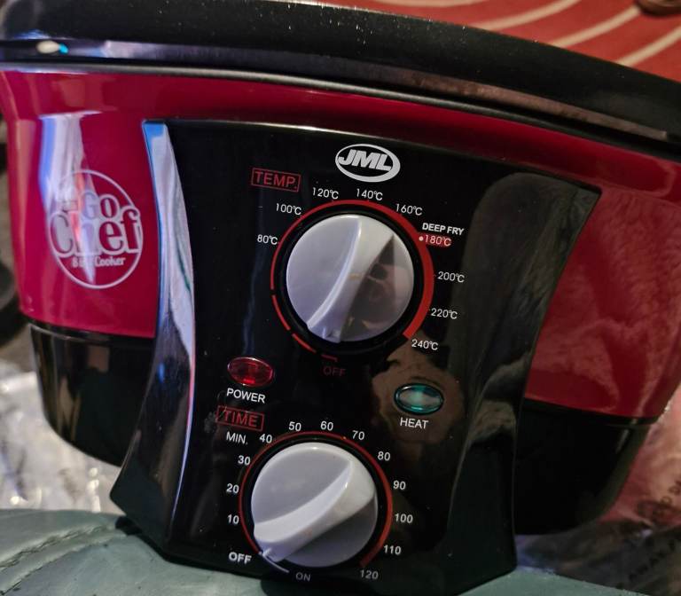 JML Go Chef 8 in 1 Cooker - Brand New, Unused