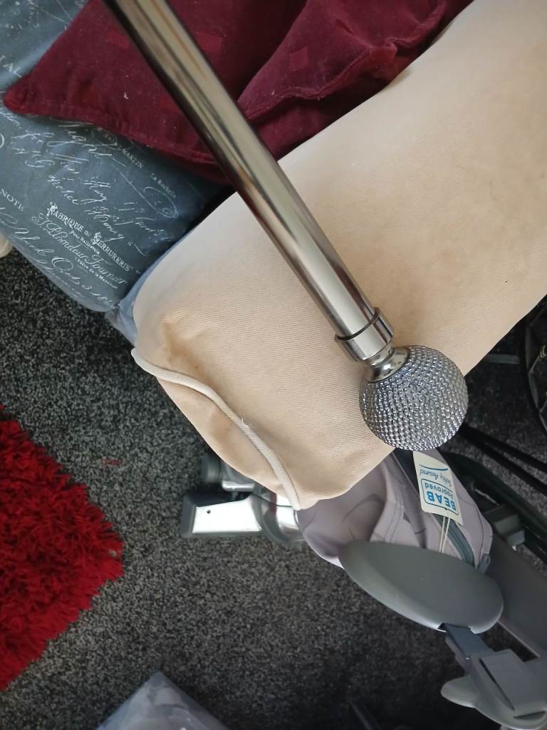 Curtain pole in gun metal grey 7ft