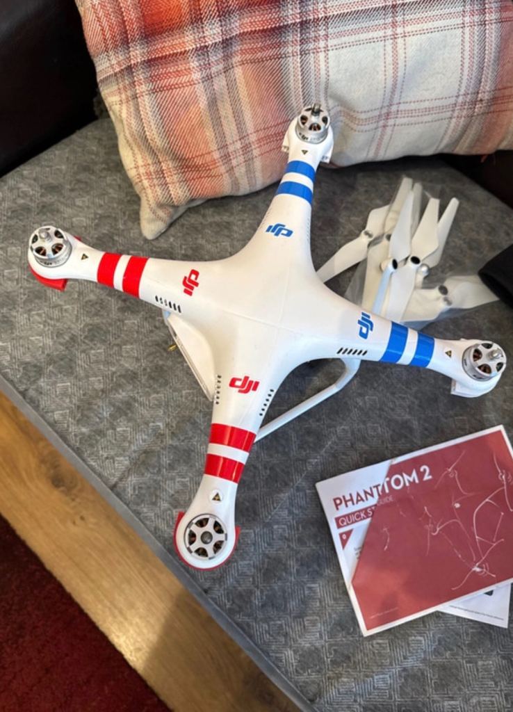 DJI Phantom 2 Drone + Accessories + Backpack