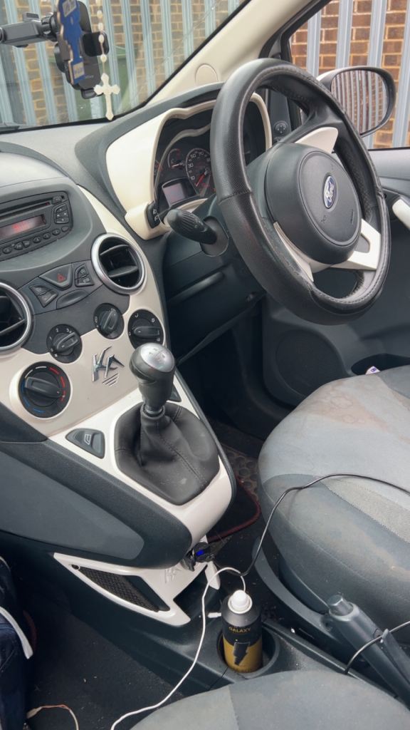 Ford, KA, Hatchback, 2014, Manual, 1242 (cc), 3 doors