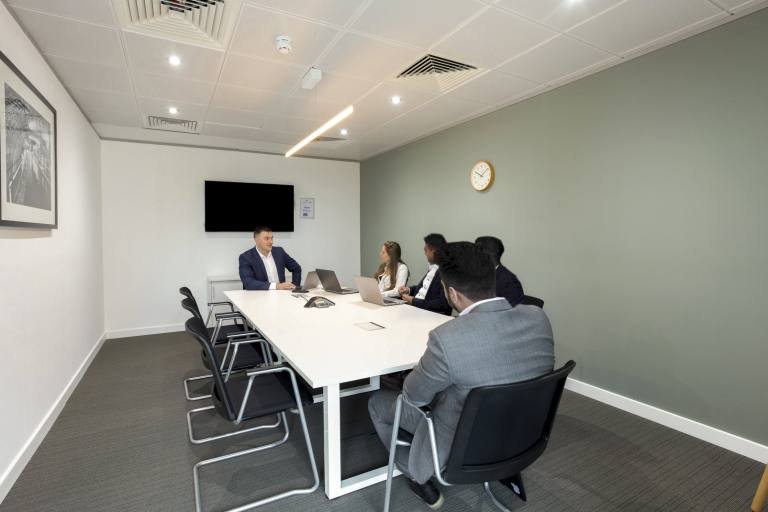 Birmingham - B15 1TR \ Flexible Office Space for Up to 10 Workstations