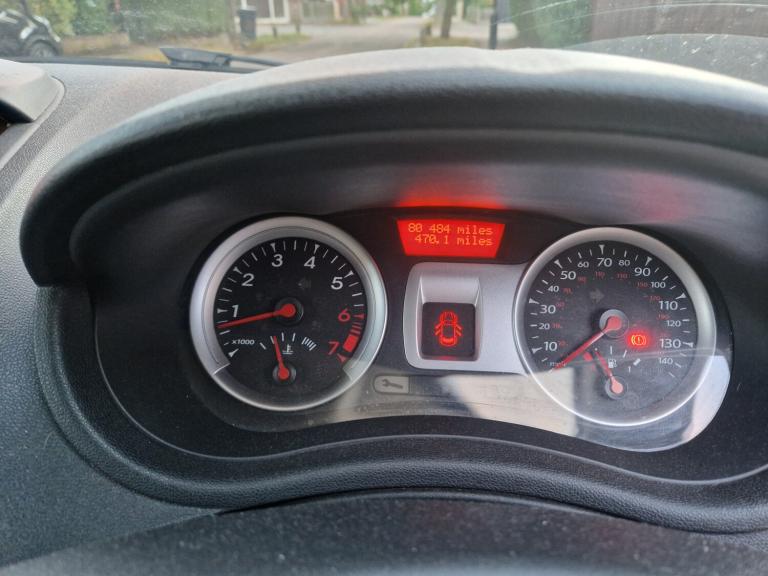 2011 Renault Clio 1.2 16V I-Music 3dr HATCHBACK Petrol Manual