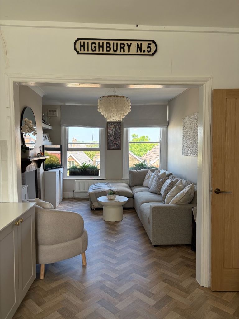 2 bedroom street property Need 3/4 bed Islington 