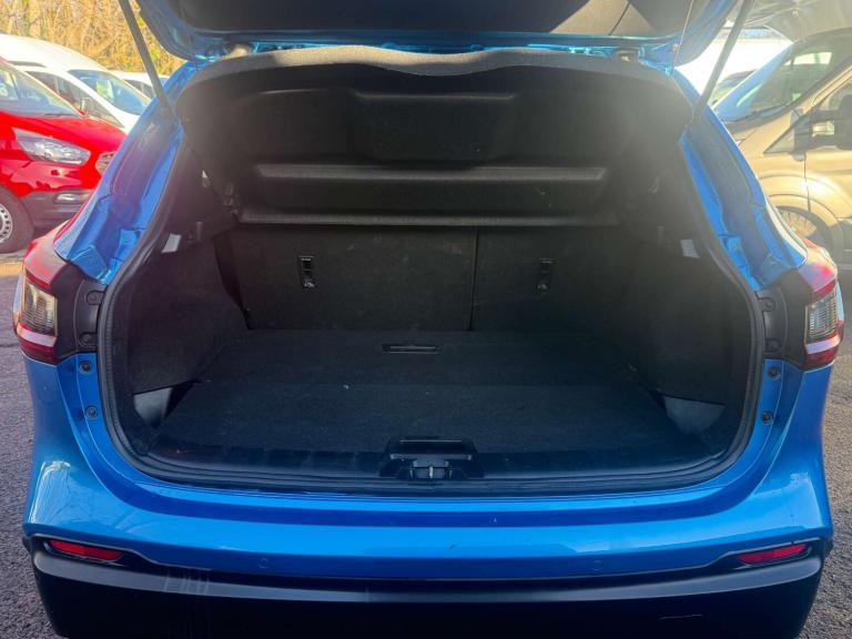 2017 Nissan Qashqai 1.5 Qashqai N-Connecta dCi 5dr SUV Diesel Manual