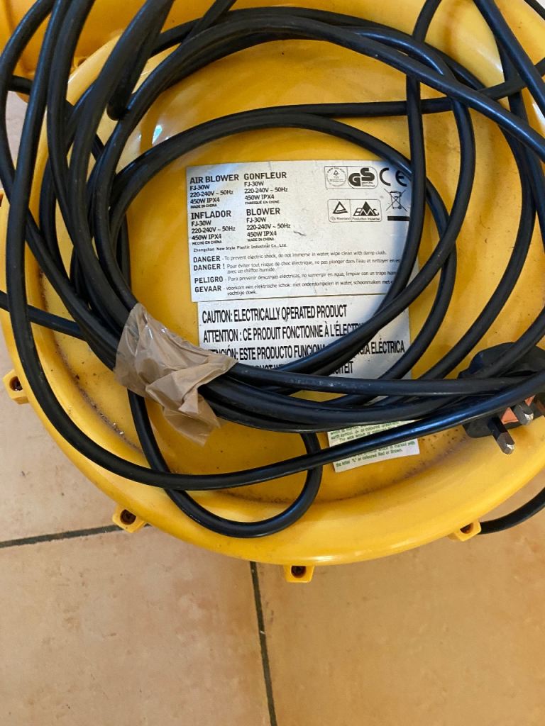 Air blower 