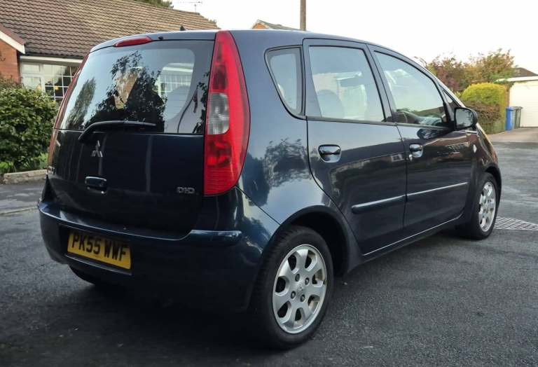 1 Prev owner. MOT 31/10/26. Well maintained. 2005/55 Mitsubishi Colt Equippe Diesel 1.5 DI-D 5 door