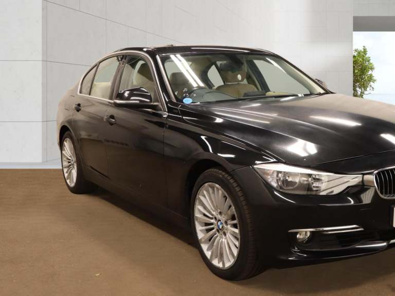 2014 BMW 3 Series 2.0 320i Luxury Saloon 4dr Petrol Auto xDrive Euro 6 (s/s) (184 ps) Saloon Petr...