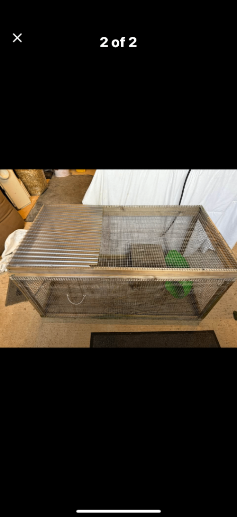 Small animal enclosure 