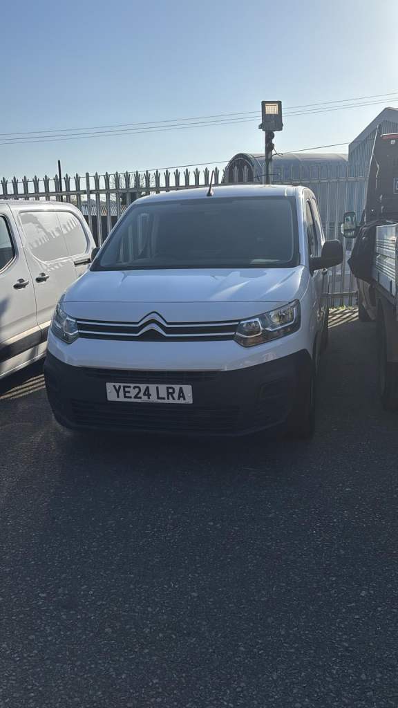 Citroen, BERLINGO, Panel Van, 2024, Manual, 1499 (cc)