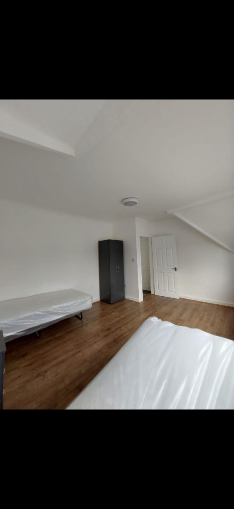 A double bed room