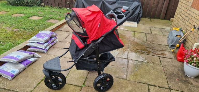 Dog pram/stroller