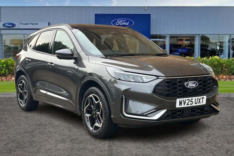 2025 Ford Kuga 2.5 Duratec 14.4kWh ST-Line X SUV 5dr Petrol Plug-in Hybrid CVT Euro 6 (s/s HATCHB...