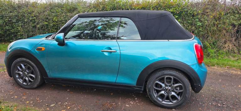 Mini, CONVERTIBLE, Convertible, 2016, Manual, 1499 (cc), 2 doors