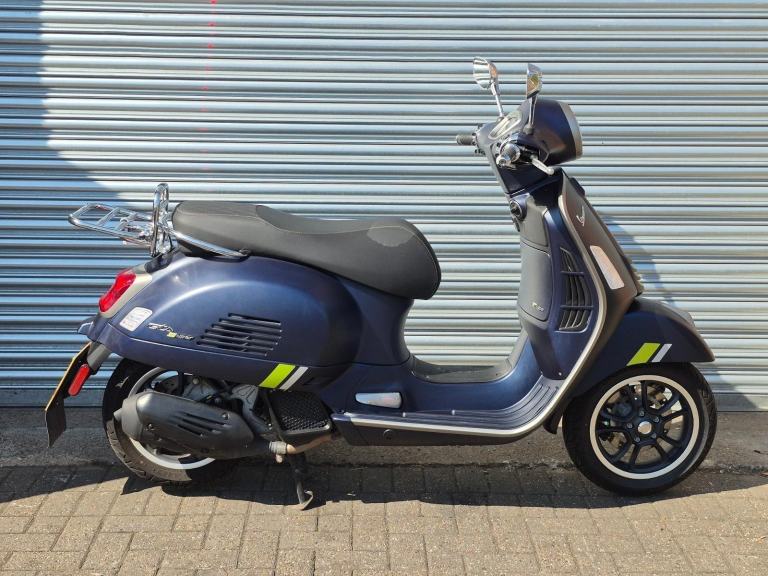 Piaggio Vespa GTS 125 SuperTech