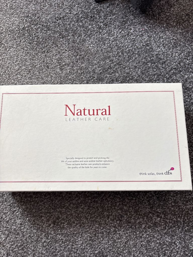 Natural Leather care wipes