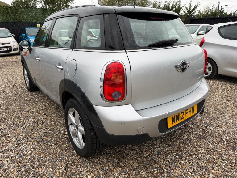 2012 MINI Countryman 1.6 Cooper 5dr HATCHBACK Petrol Manual