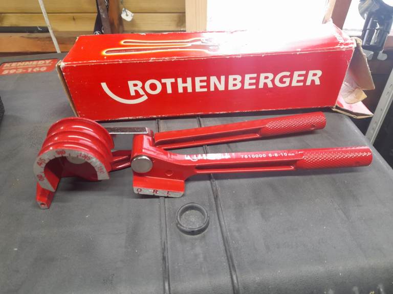 Mini pipe bender