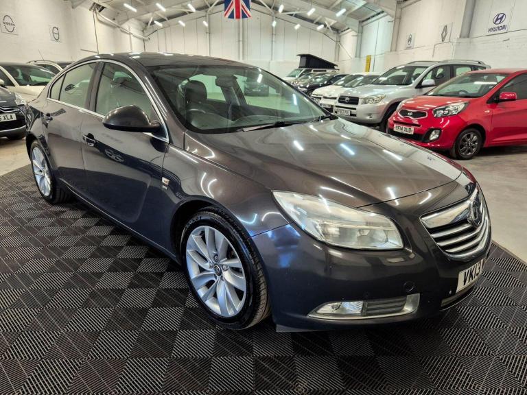 2013 Vauxhall Insignia 2.0 CDTi SRi Nav [160] 5dr HATCHBACK DIESEL Manual