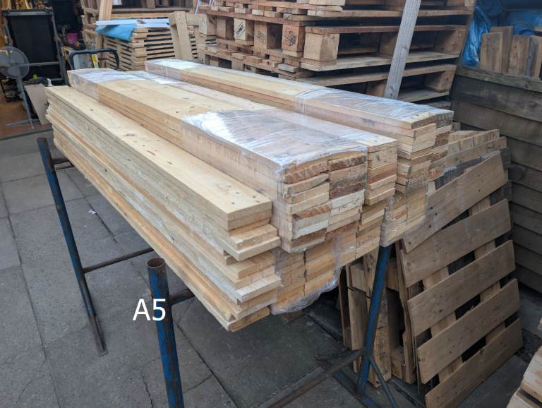 20 Lengths Reclaimed Pallet Wood Timber 1500 x 95 x 16mm Ready to Use Fencing  Delivery Available.