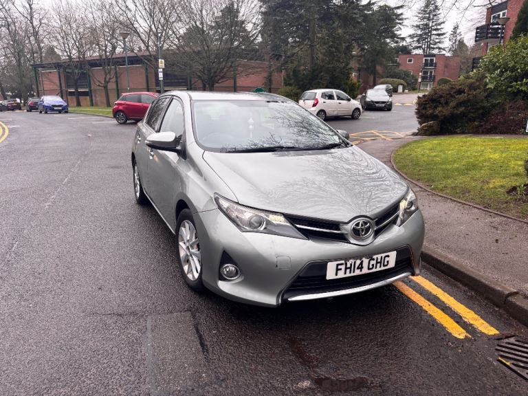 Toyota, AURIS, Hatchback, 2014, Manual, 1364 (cc), 5 doors