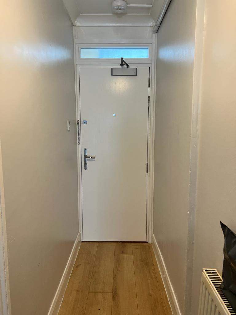 1 bed hse conversion with garden Leyton London want 2 bed house anywhere 