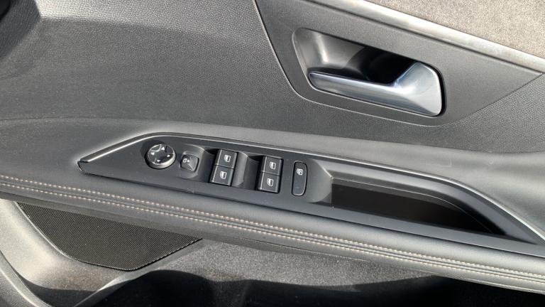 2022 Peugeot 3008 1.6 13.2kWh GT Premium SUV 5dr Petrol Plug-in Hybrid e-EAT Euro 6 (s/s) (22 SUV...