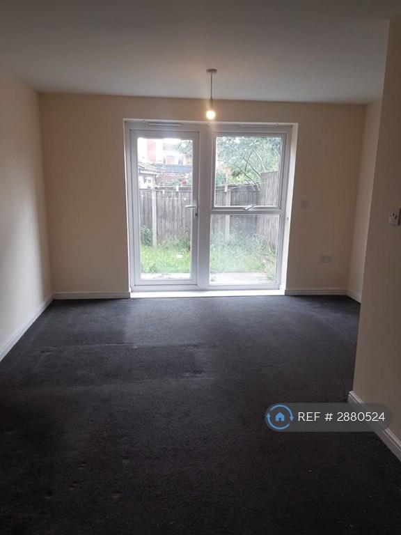 4 bedroom house in Stockport Road, Manchester, M13 (4 bed) (#2880524)
