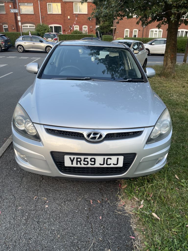 Hyundai, I30, diesel 1.6 automatic  Hatchback, 2009, Other, 1582 (cc), 5 doors