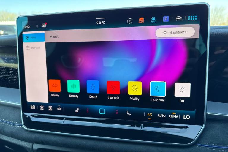 2025 Volkswagen Touran 1.5 eTSI R-Line 5dr DSG7 [7 Seat] Estate PETROL Automatic