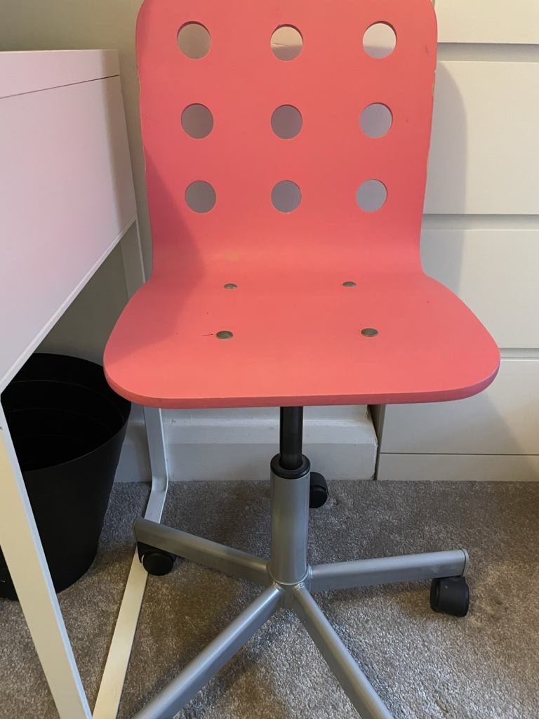 Desk chair